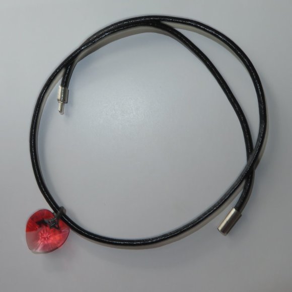 Super Cute Red Heart Crystal On Black Cord Necklace - Picture 8 of 11